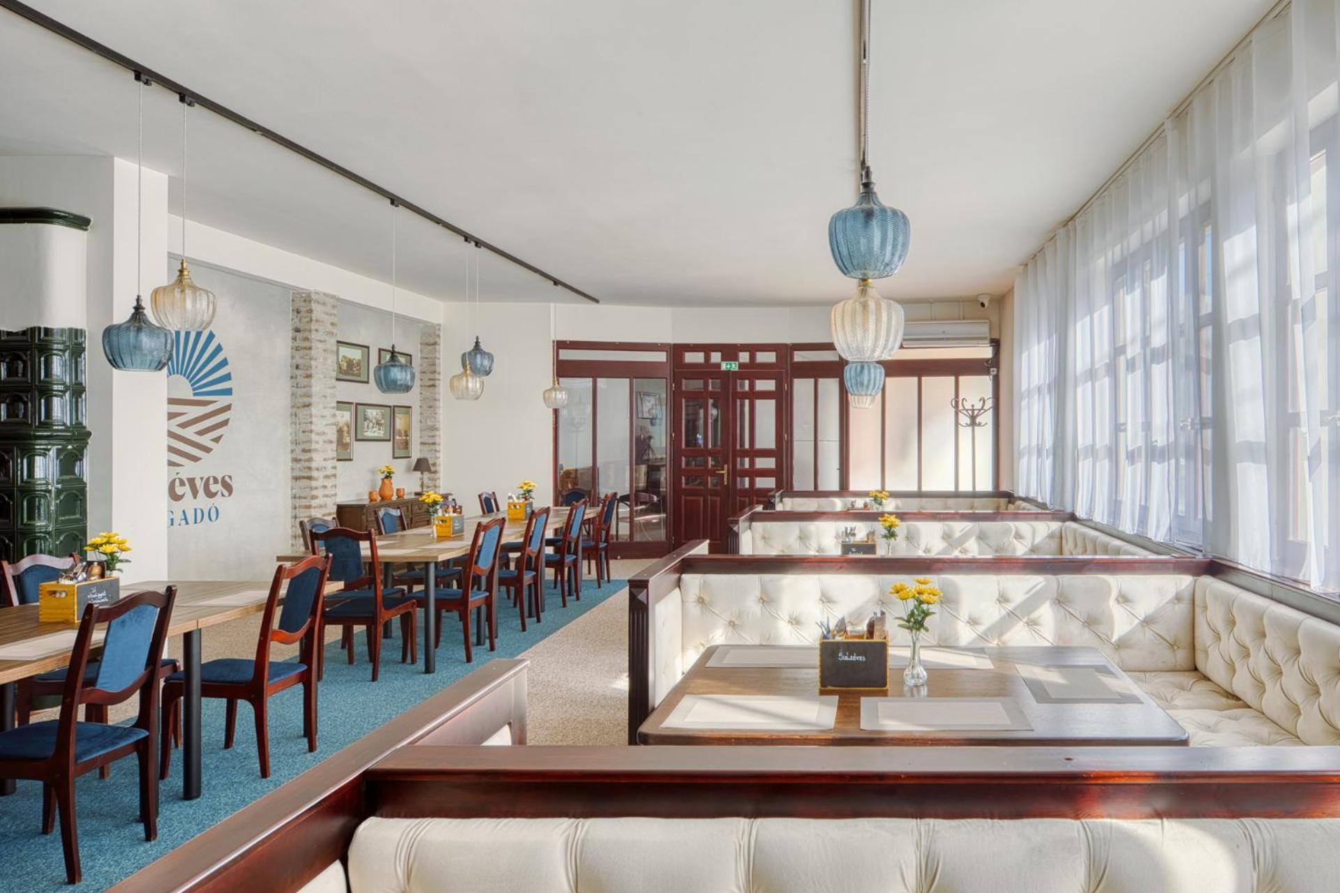 Szatymaz 100 Eves Fogado B&B 외부 사진