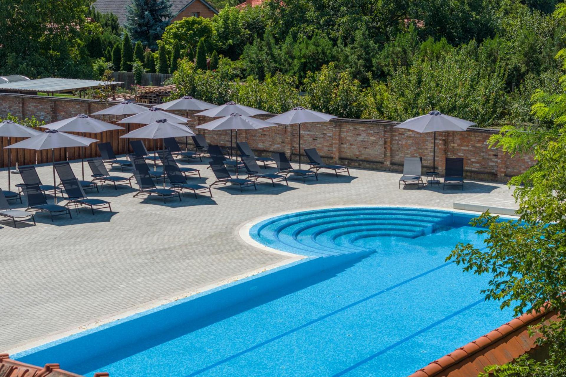 Szatymaz 100 Eves Fogado B&B 외부 사진